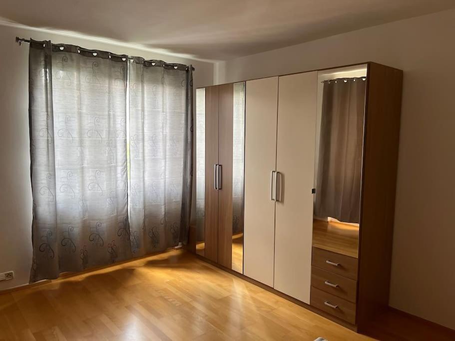 Apartment Hurka - 15 Min Do Centra, Garaz Prague Exterior photo